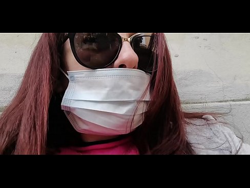 ❤️ Nicoletta hefnir sín á nágranna sínum og pissar í bílskúrinn hans (sérstök Covid19 ítalsk sóttkví) Klám á klám is.hentaizm.ru ❤